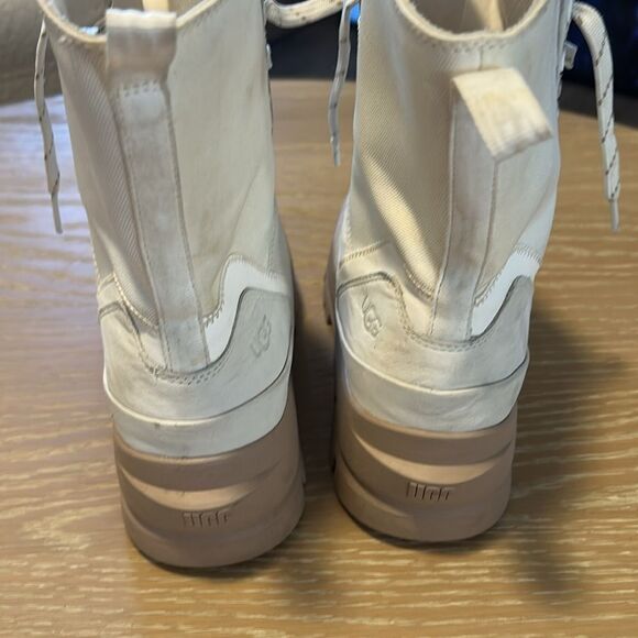 UGG Women's Lug Boot White, Size 9.5, - Picture 7 of 12